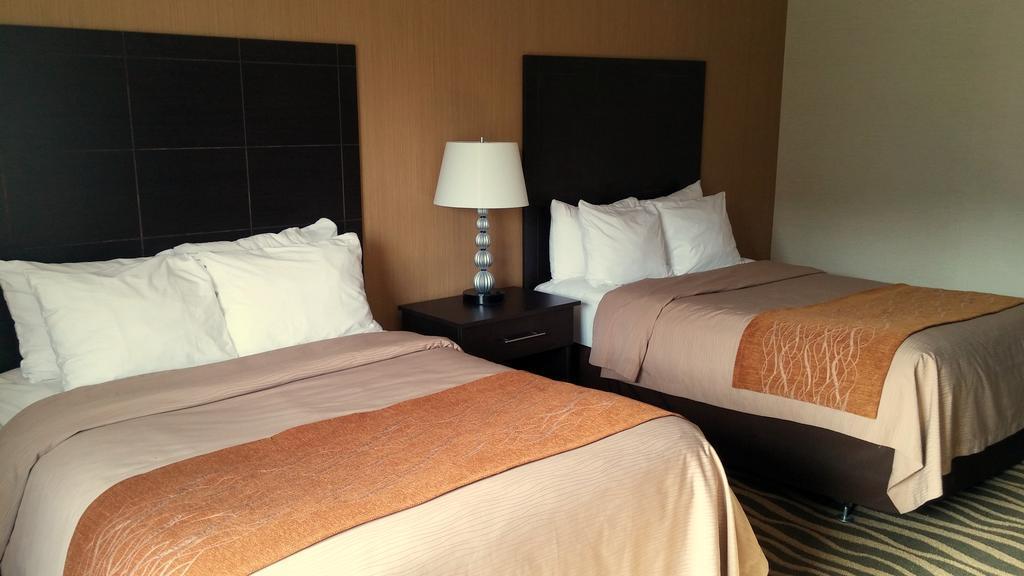 Quality Inn Barrie Esterno foto