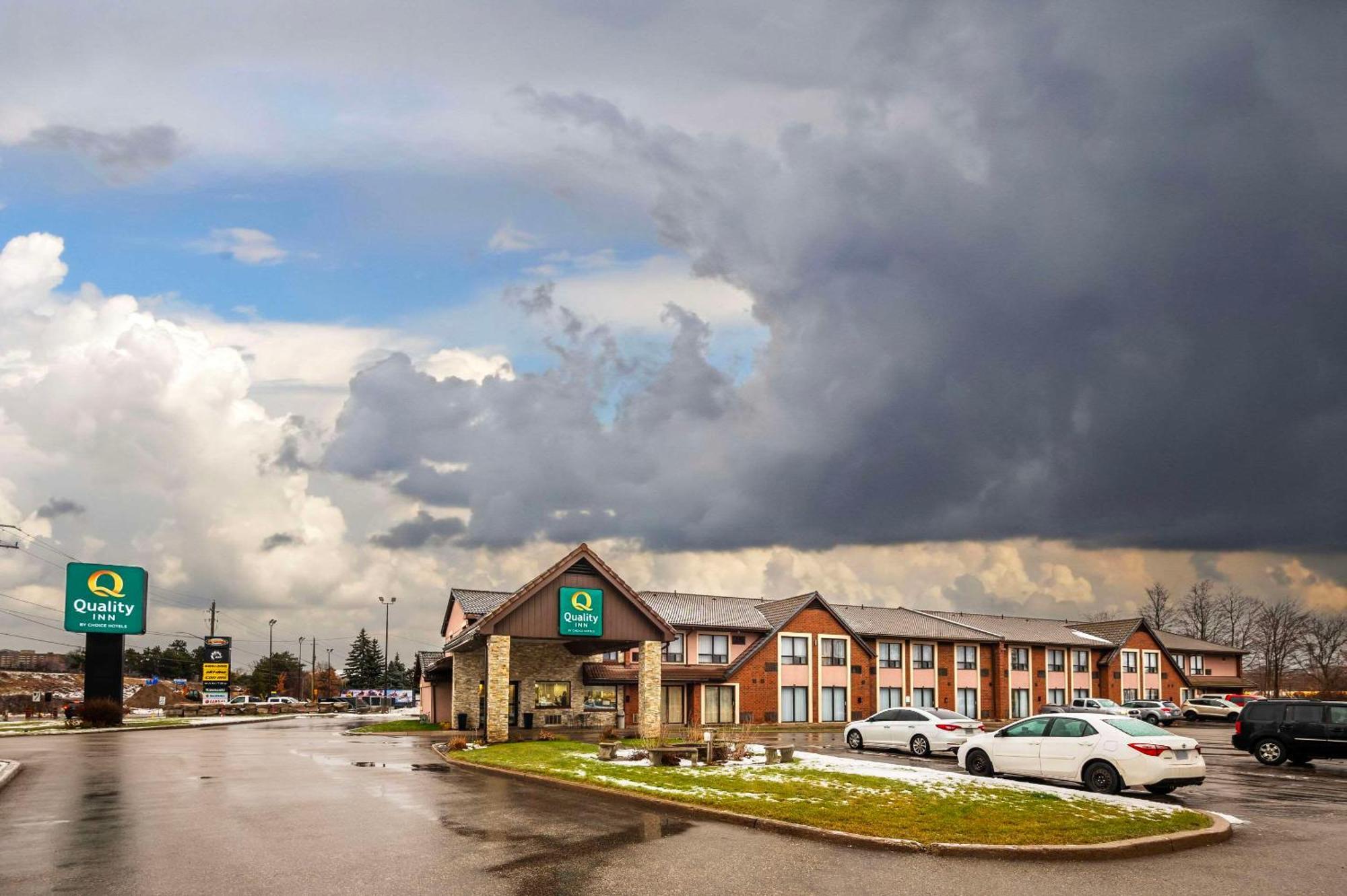 Quality Inn Barrie Esterno foto