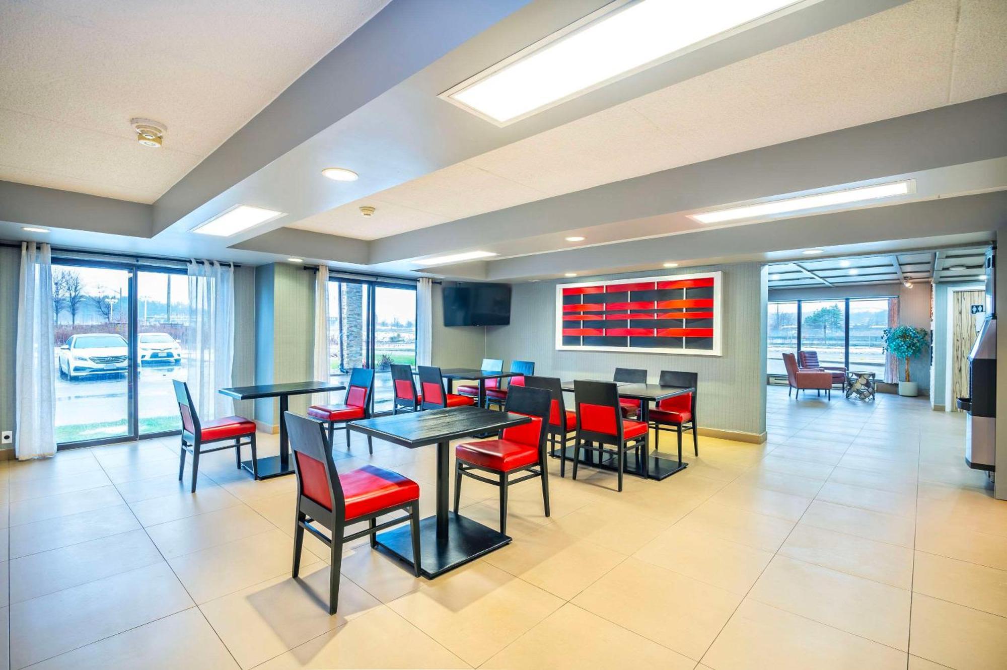 Quality Inn Barrie Esterno foto