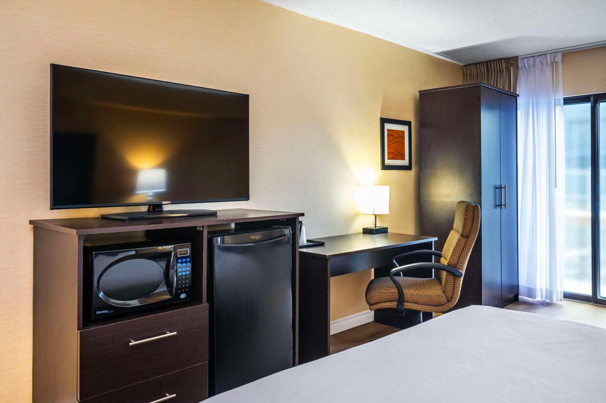 Quality Inn Barrie Esterno foto